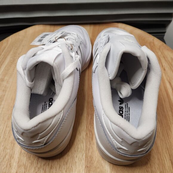 Adidas Rivalry Low Women’s 9.5 – White Sneakers - Picture 5 of 7